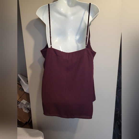 Elegant Burgundy Women's Tank Top, Size XL - Picture 2 of 5